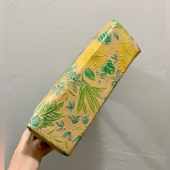 Free Small Clutch With Handmade Genuine Leather Floral Embossed Wooden Frame Bag - Picture 11 of 15